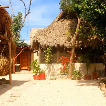 Aldea Okot Hostel